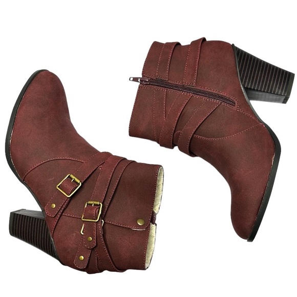 Just Fab Women Burgundy Side Zip Heeled Triple Strap Yarah Ankle Boots - Picture 4 of 11